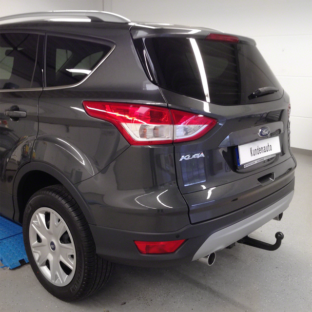 Elegantes Anhangerkupplung Ford Kuga Ebenbild